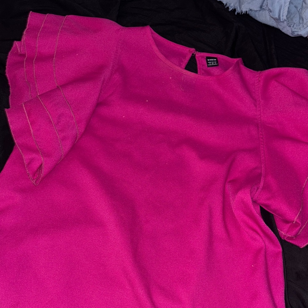 SHEIN Fuchsia Ruffle Sleeve Blouse